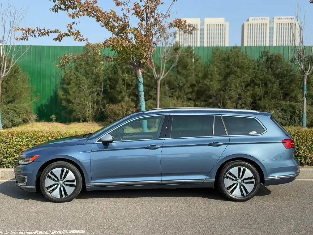 2019 Volkswagen Alltrack 1.4T 156HP L4 6DCT PHEV 9.9KWH,autocango,china used car exporter,china ev exporter,chinese used car exporter,chinese used ev exporter