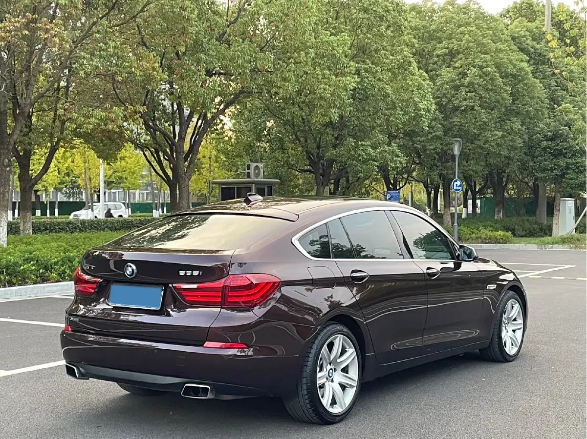 2014 BMW 5 Series GT 3.0T 306HP L6 8AT,autocango,china used car exporter,china ev exporter,chinese used car exporter,chinese used ev exporter