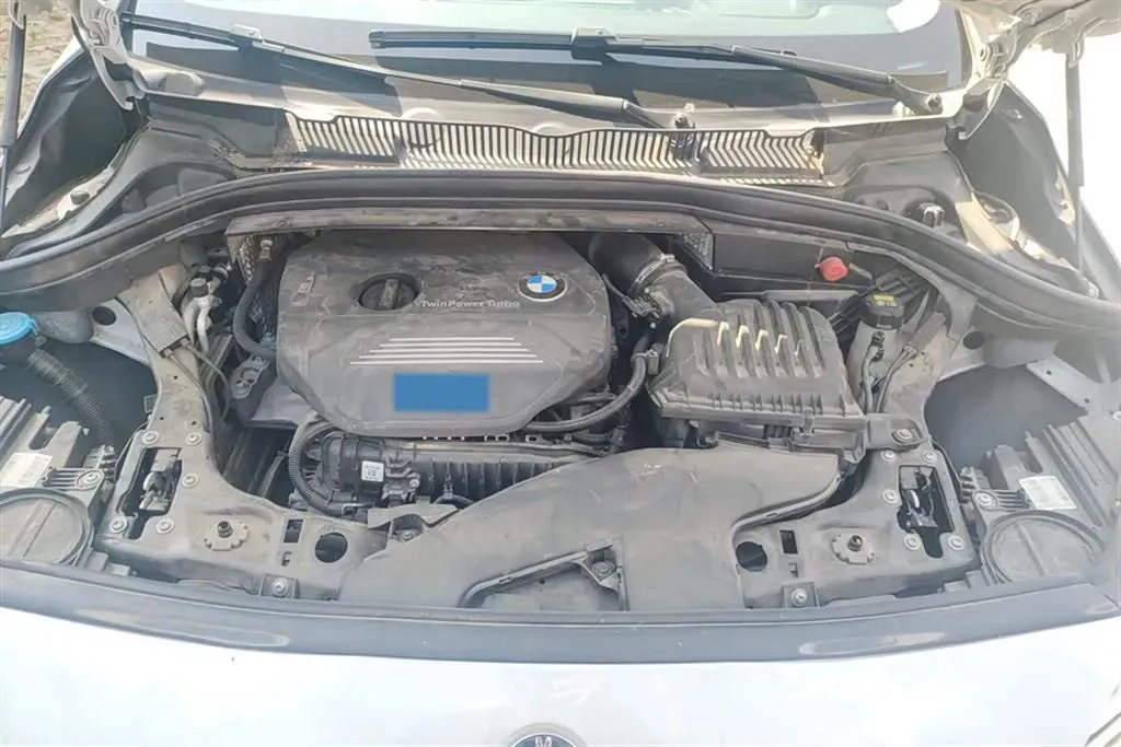 2016 BMW 2 Series Wagon 1.5T 136HP L3 6AT,autocango,china used car exporter,china ev exporter,chinese used car exporter,chinese used ev exporter