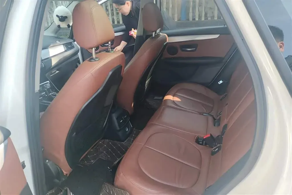 2016 BMW 2 Series Wagon 1.5T 136HP L3 6AT,autocango,china used car exporter,china ev exporter,chinese used car exporter,chinese used ev exporter