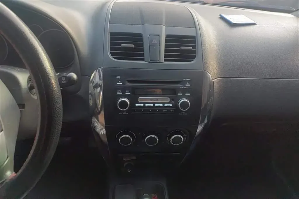 2013 Suzuki SX4 1.6L 109HP L4 4AT,autocango,china used car exporter,china ev exporter,chinese used car exporter,chinese used ev exporter