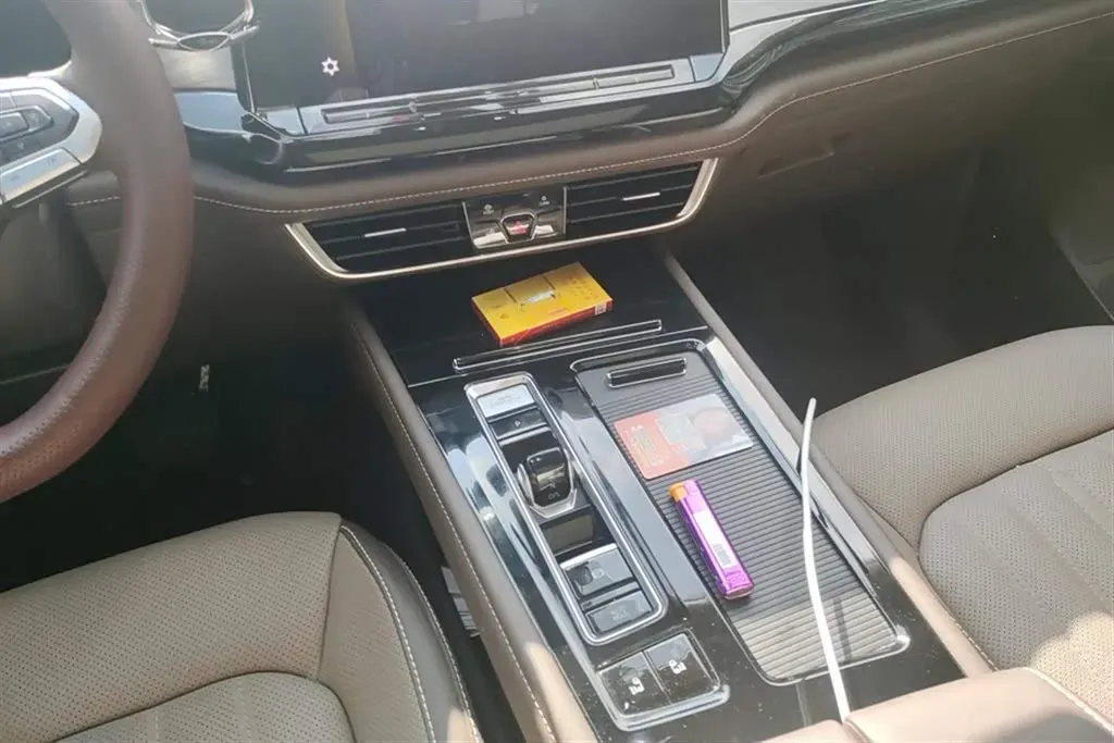 2022 Volkswagen Viloran 2.0T 186HP L4 7DCT,autocango,china used car exporter,china ev exporter,chinese used car exporter,chinese used ev exporter