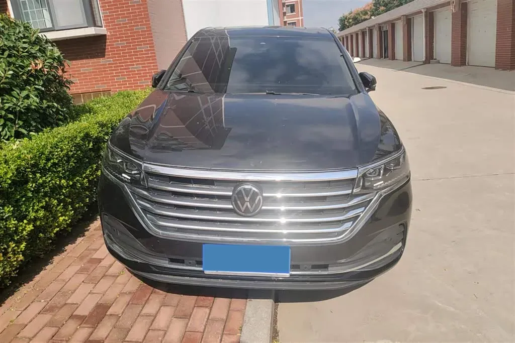 2022 Volkswagen Viloran 2.0T 186HP L4 7DCT,autocango,china used car exporter,china ev exporter,chinese used car exporter,chinese used ev exporter