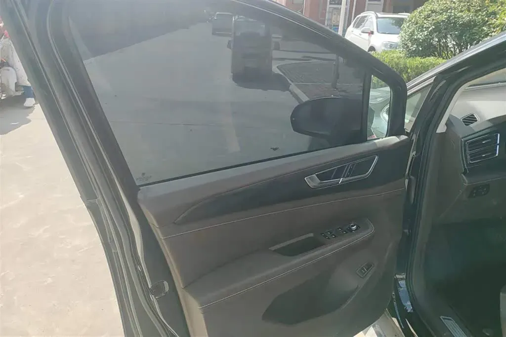 2022 Volkswagen Viloran 2.0T 186HP L4 7DCT,autocango,china used car exporter,china ev exporter,chinese used car exporter,chinese used ev exporter