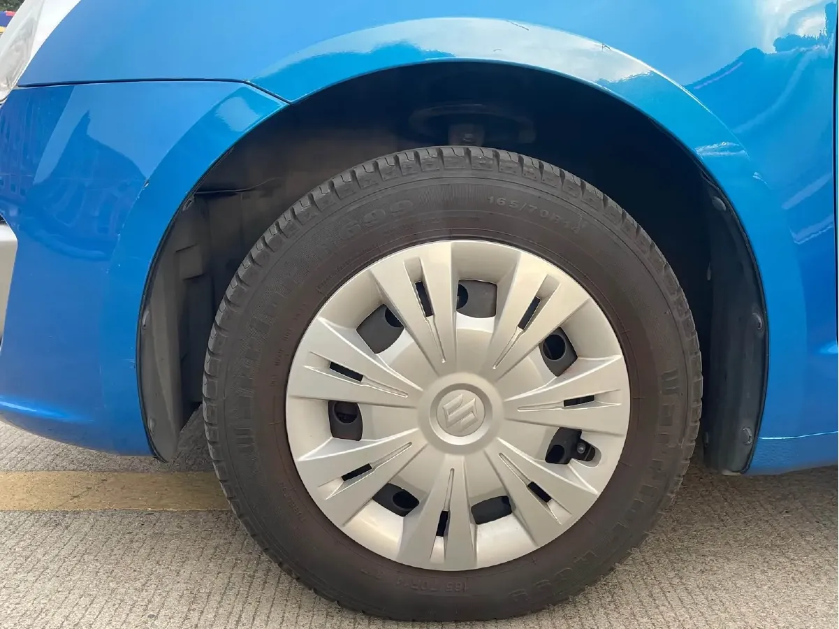 2013 Suzuki Swift 1.3L 91HP L4 5MT,autocango,china used car exporter,china ev exporter,chinese used car exporter,chinese used ev exporter