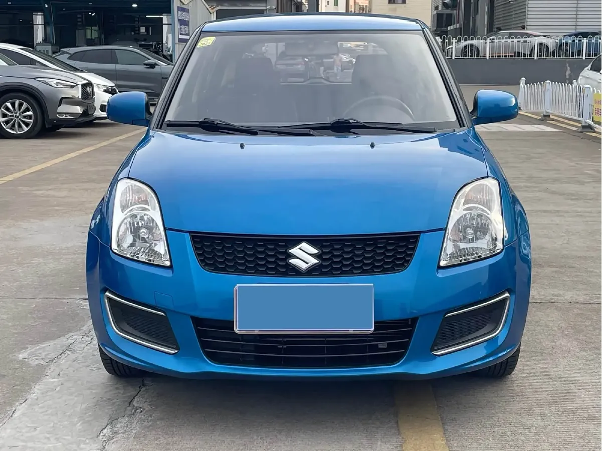 2013 Suzuki Swift 1.3L 91HP L4 5MT,autocango,china used car exporter,china ev exporter,chinese used car exporter,chinese used ev exporter