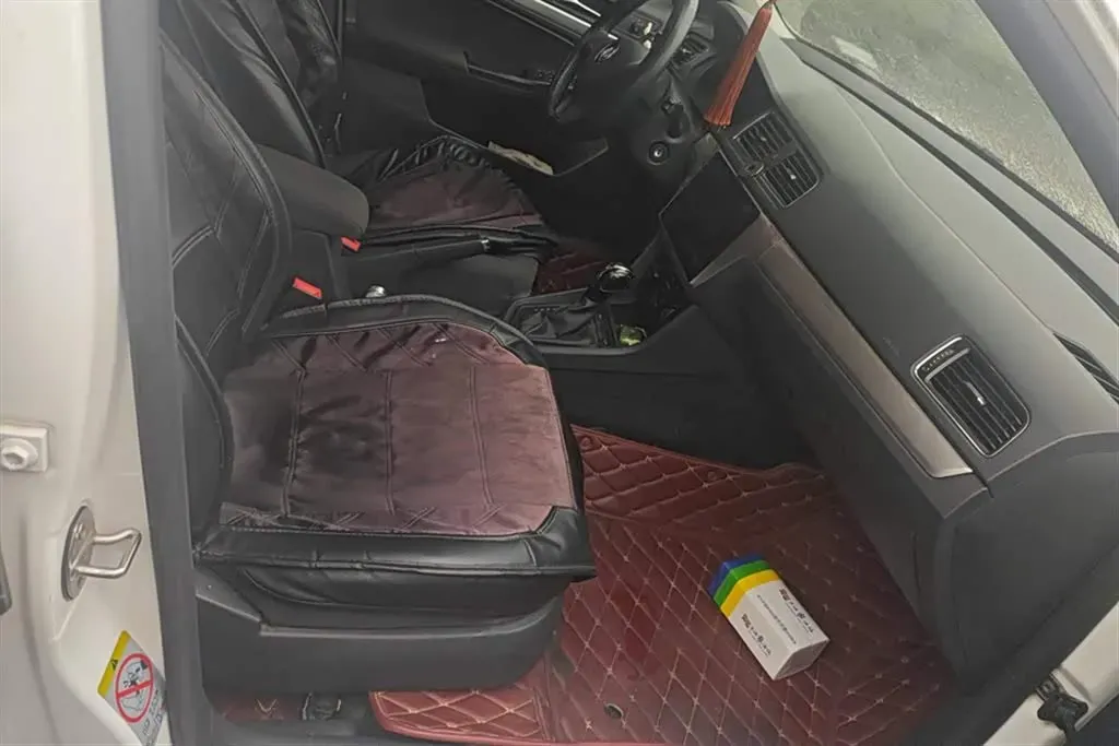 2017 Volkswagen Gran Lavida 1.6L 110HP L4 6AT,autocango,china used car exporter,china ev exporter,chinese used car exporter,chinese used ev exporter