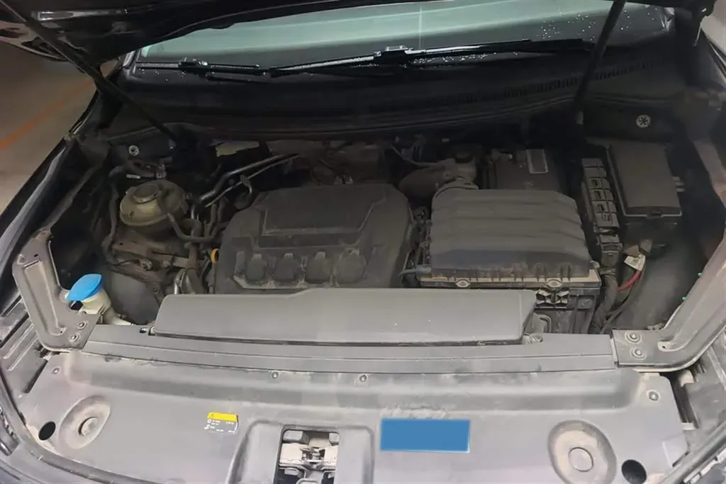 2020 Volkswagen Viloran 2.0T 186HP L4 7DCT,autocango,china used car exporter,china ev exporter,chinese used car exporter,chinese used ev exporter