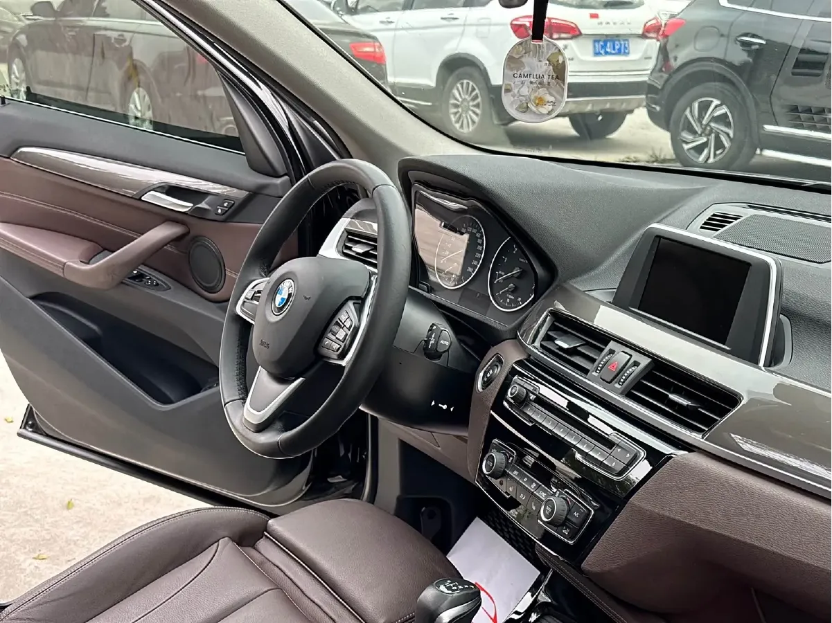 2016 BMW X1 2.0T 192HP L4 8AT,autocango,china used car exporter,china ev exporter,chinese used car exporter,chinese used ev exporter