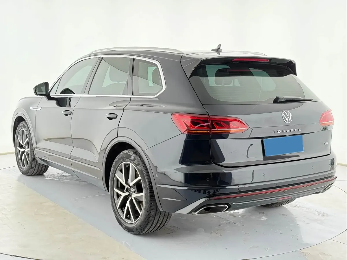 2021 Volkswagen Touareg 3.0T 340HP V6 8AT,autocango,china used car exporter,china ev exporter,chinese used car exporter,chinese used ev exporter
