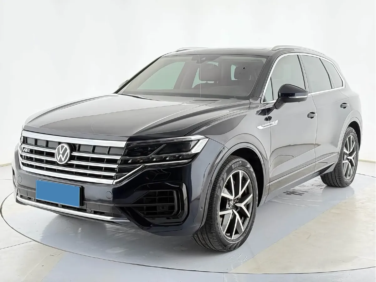 2021 Volkswagen Touareg 3.0T 340HP V6 8AT,autocango,china used car exporter,china ev exporter,chinese used car exporter,chinese used ev exporter