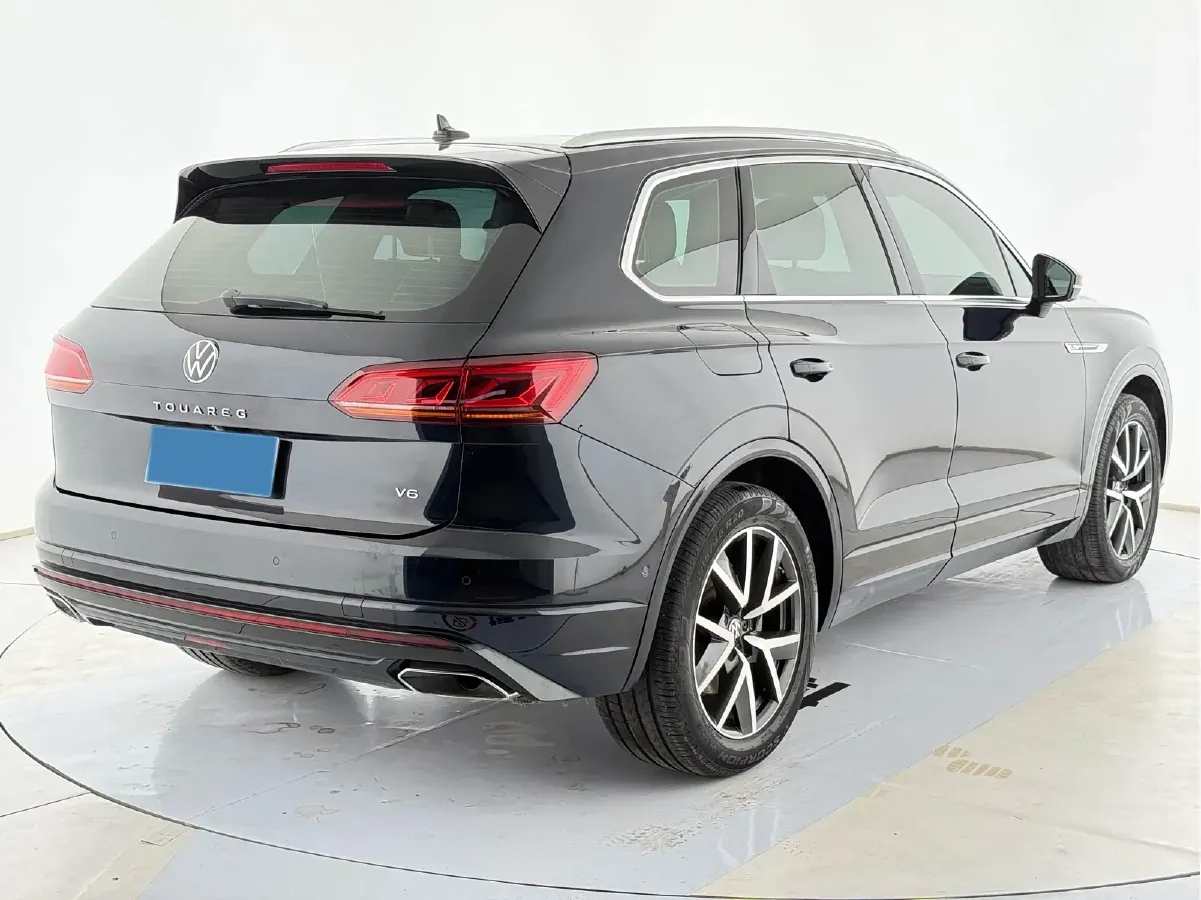 2021 Volkswagen Touareg 3.0T 340HP V6 8AT,autocango,china used car exporter,china ev exporter,chinese used car exporter,chinese used ev exporter