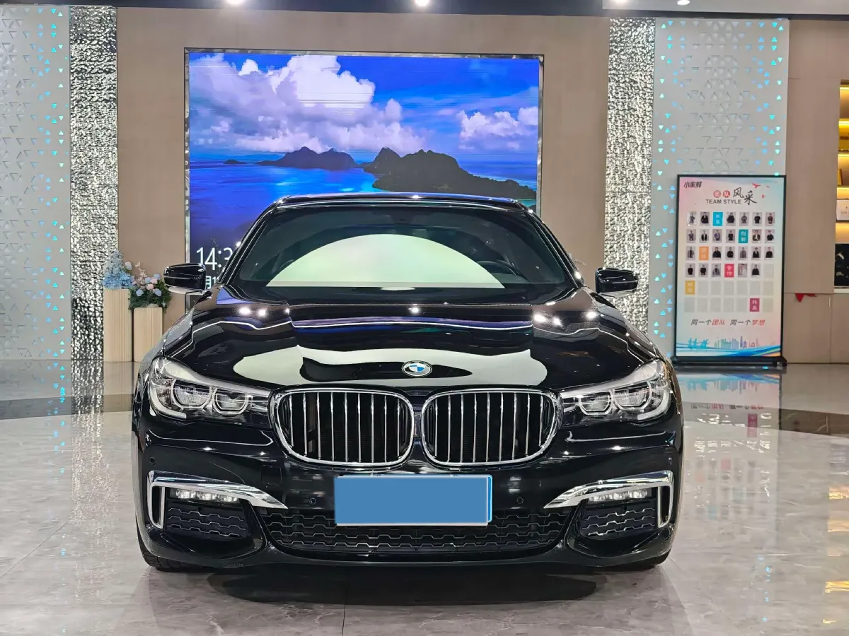 2018 BMW 7 Series 2.0T 258HP L4 8AT,autocango,china used car exporter,china ev exporter,chinese used car exporter,chinese used ev exporter