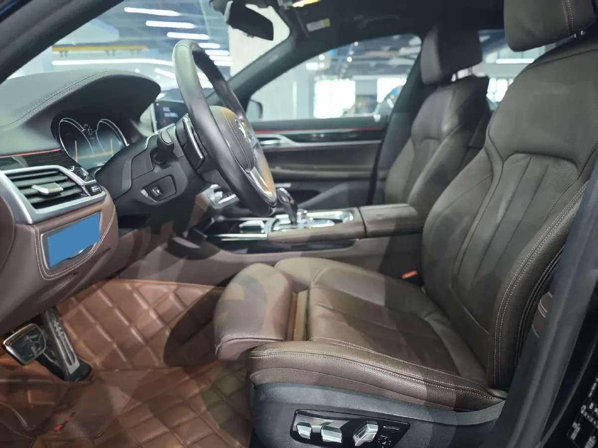 2018 BMW 7 Series 2.0T 258HP L4 8AT,autocango,china used car exporter,china ev exporter,chinese used car exporter,chinese used ev exporter