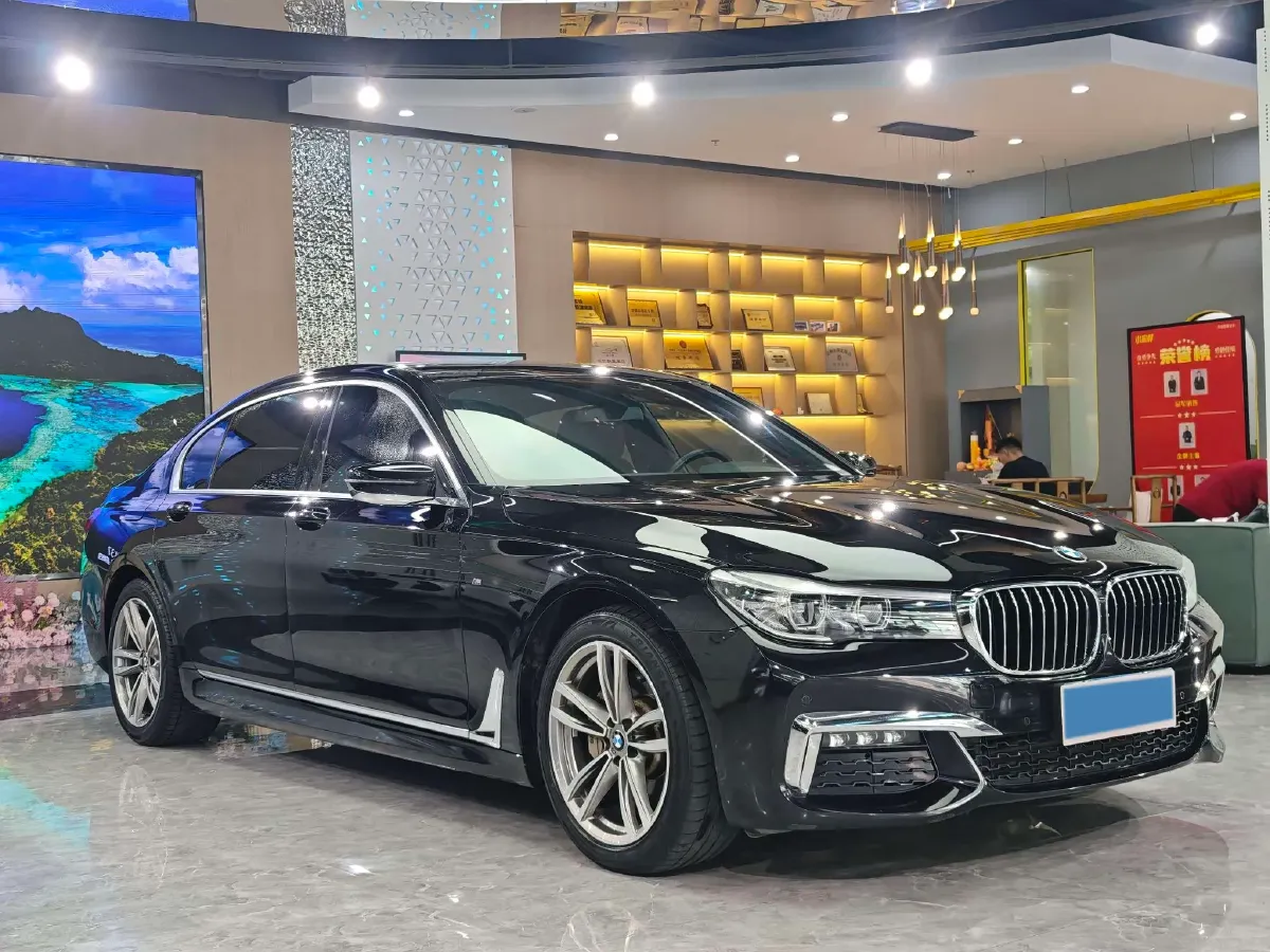 2018 BMW 7 Series 2.0T 258HP L4 8AT,autocango,china used car exporter,china ev exporter,chinese used car exporter,chinese used ev exporter