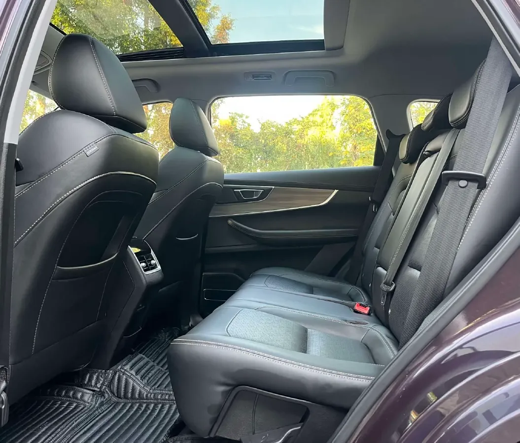 2019 Chery Tiggo 8 1.6T 197HP L4 7DCT,autocango,china used car exporter,china ev exporter,chinese used car exporter,chinese used ev exporter