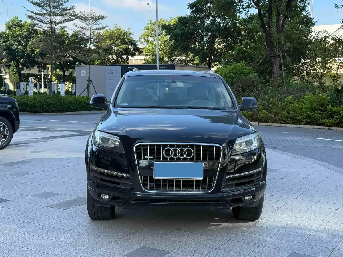 2010 Audi Q7 3.6L 280HP V6 6AT,autocango,china used car exporter,china ev exporter,chinese used car exporter,chinese used ev exporter