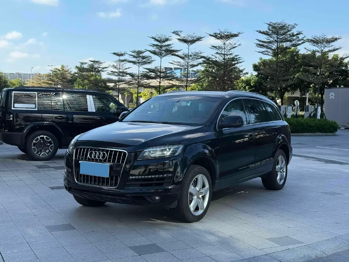 2010 Audi Q7 3.6L 280HP V6 6AT,autocango,china used car exporter,china ev exporter,chinese used car exporter,chinese used ev exporter