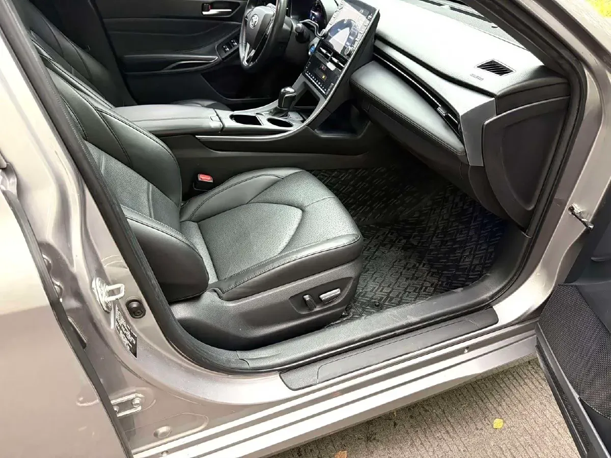 2019 Toyota Avalon 2.5L 178HP L4 E-CVT Hybrid,autocango,china used car exporter,china ev exporter,chinese used car exporter,chinese used ev exporter