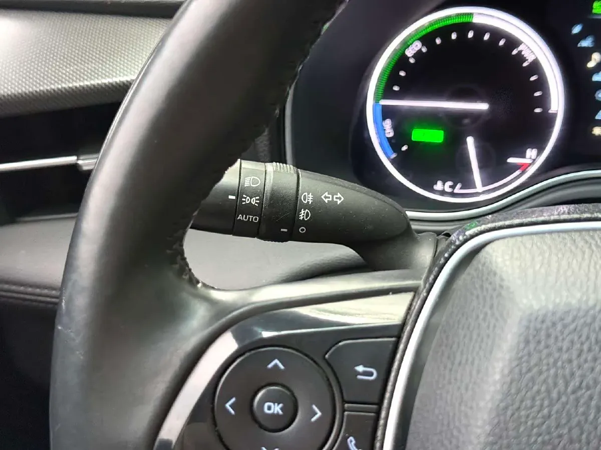 2019 Toyota Avalon 2.5L 178HP L4 E-CVT Hybrid,autocango,china used car exporter,china ev exporter,chinese used car exporter,chinese used ev exporter