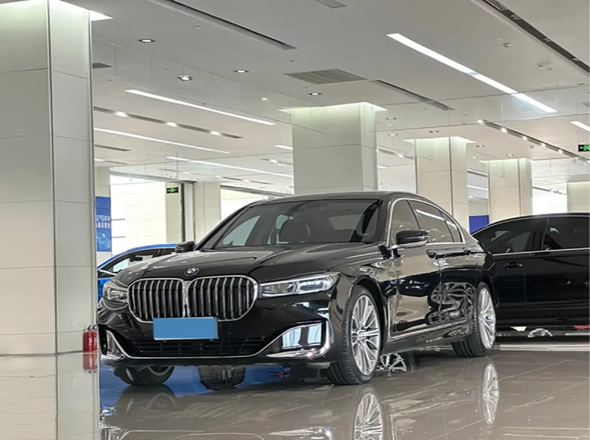 2021 BMW 7 Series 3.0T 340HP L6 8AT,autocango,china used car exporter,china ev exporter,chinese used car exporter,chinese used ev exporter