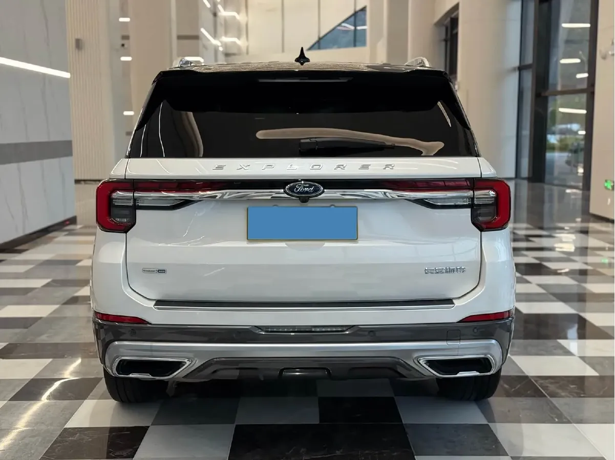 2023 Ford Explorer 2.3T 276HP L4 10AT,autocango,china used car exporter,china ev exporter,chinese used car exporter,chinese used ev exporter