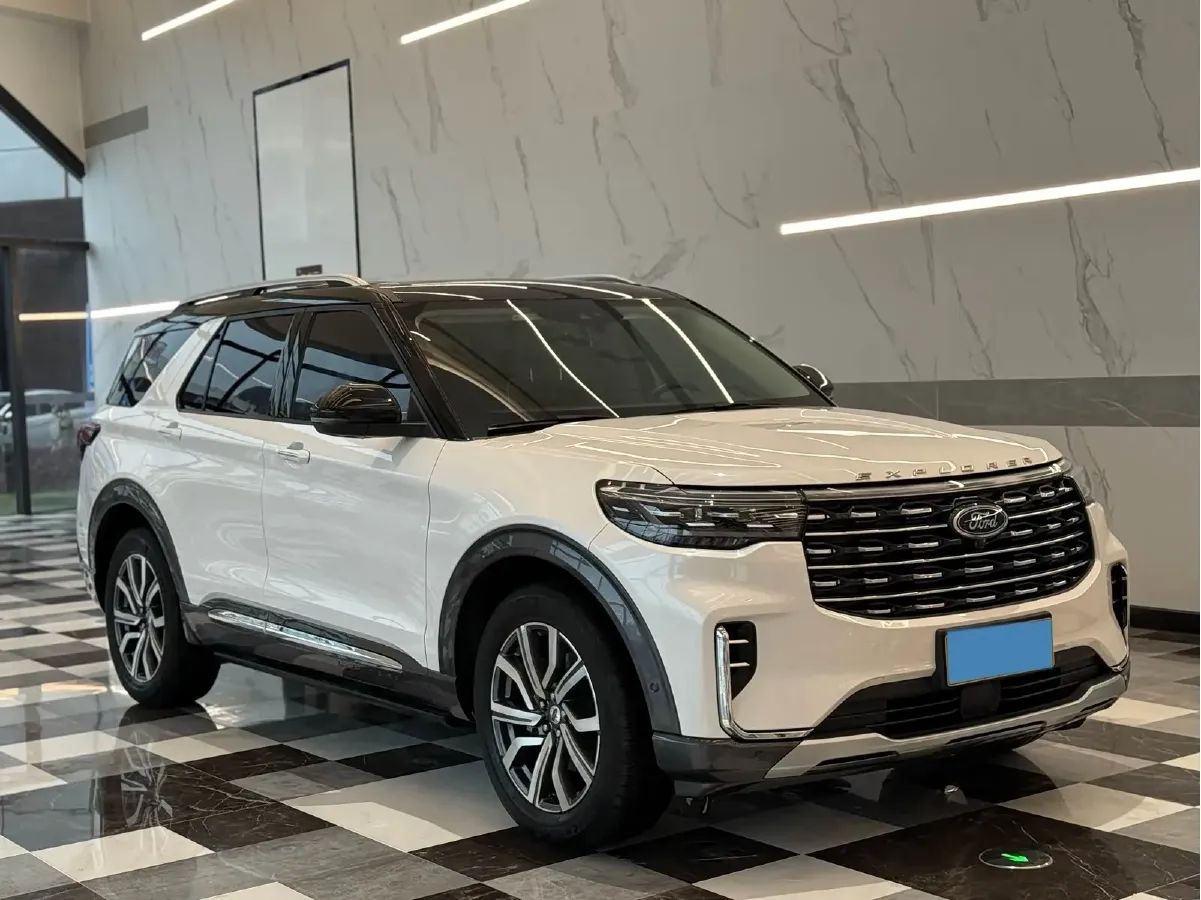 2023 Ford Explorer 2.3T 276HP L4 10AT,autocango,china used car exporter,china ev exporter,chinese used car exporter,chinese used ev exporter