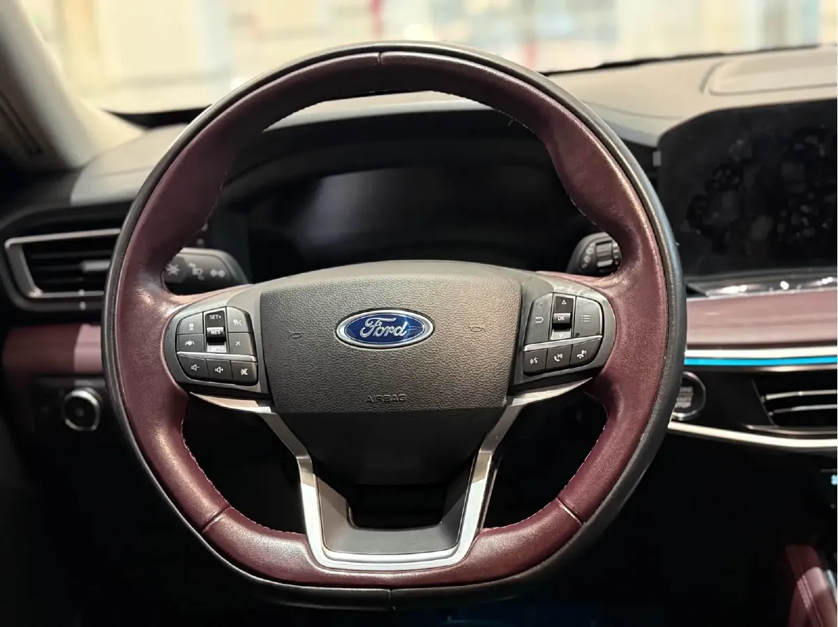 2023 Ford Explorer 2.3T 276HP L4 10AT,autocango,china used car exporter,china ev exporter,chinese used car exporter,chinese used ev exporter