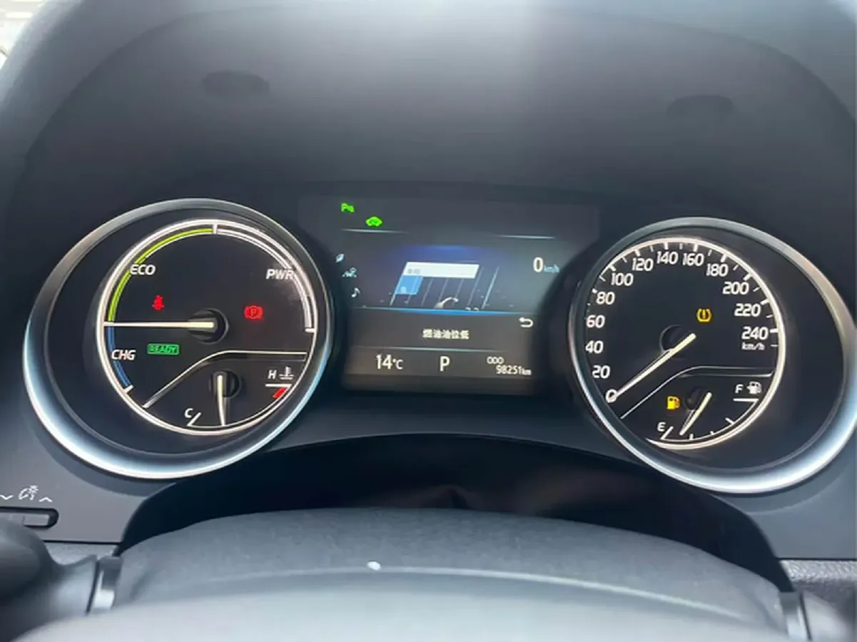 2018 Toyota Camry 2.5L 178HP L4 E-CVT Hybrid,autocango,china used car exporter,china ev exporter,chinese used car exporter,chinese used ev exporter