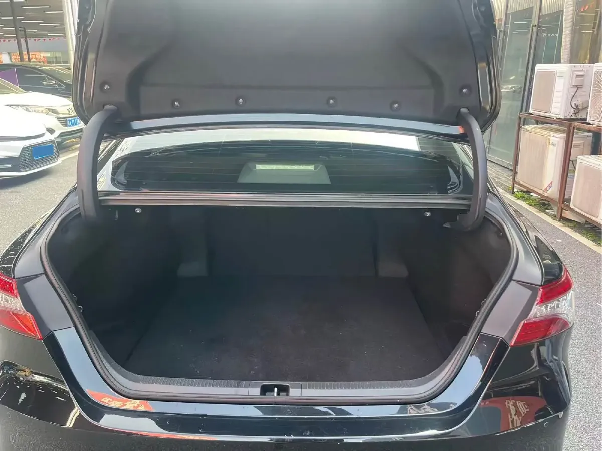 2018 Toyota Camry 2.5L 178HP L4 E-CVT Hybrid,autocango,china used car exporter,china ev exporter,chinese used car exporter,chinese used ev exporter