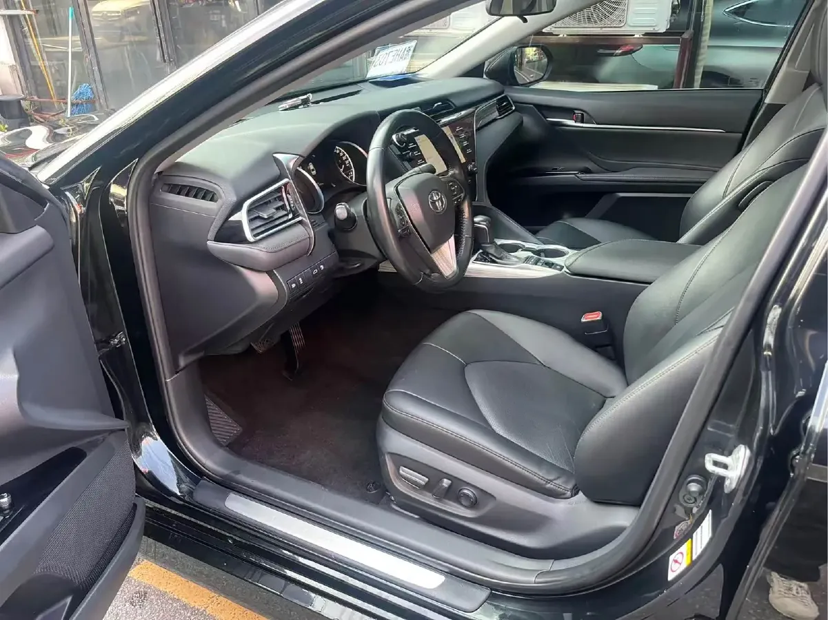 2018 Toyota Camry 2.5L 178HP L4 E-CVT Hybrid,autocango,china used car exporter,china ev exporter,chinese used car exporter,chinese used ev exporter