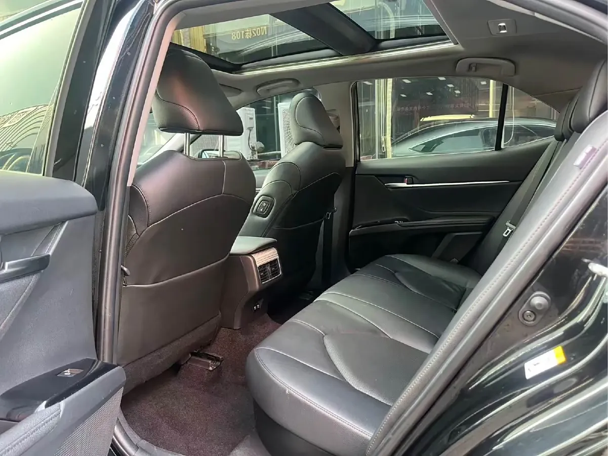 2018 Toyota Camry 2.5L 178HP L4 E-CVT Hybrid,autocango,china used car exporter,china ev exporter,chinese used car exporter,chinese used ev exporter