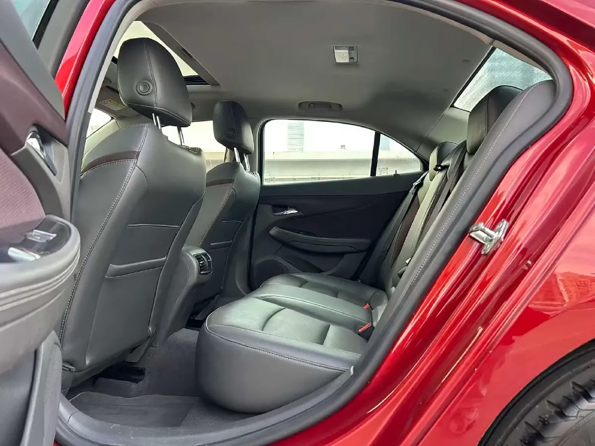 2017 Chevrolet Malibu 1.5T 170HP L4 6AT,autocango,china used car exporter,china ev exporter,chinese used car exporter,chinese used ev exporter