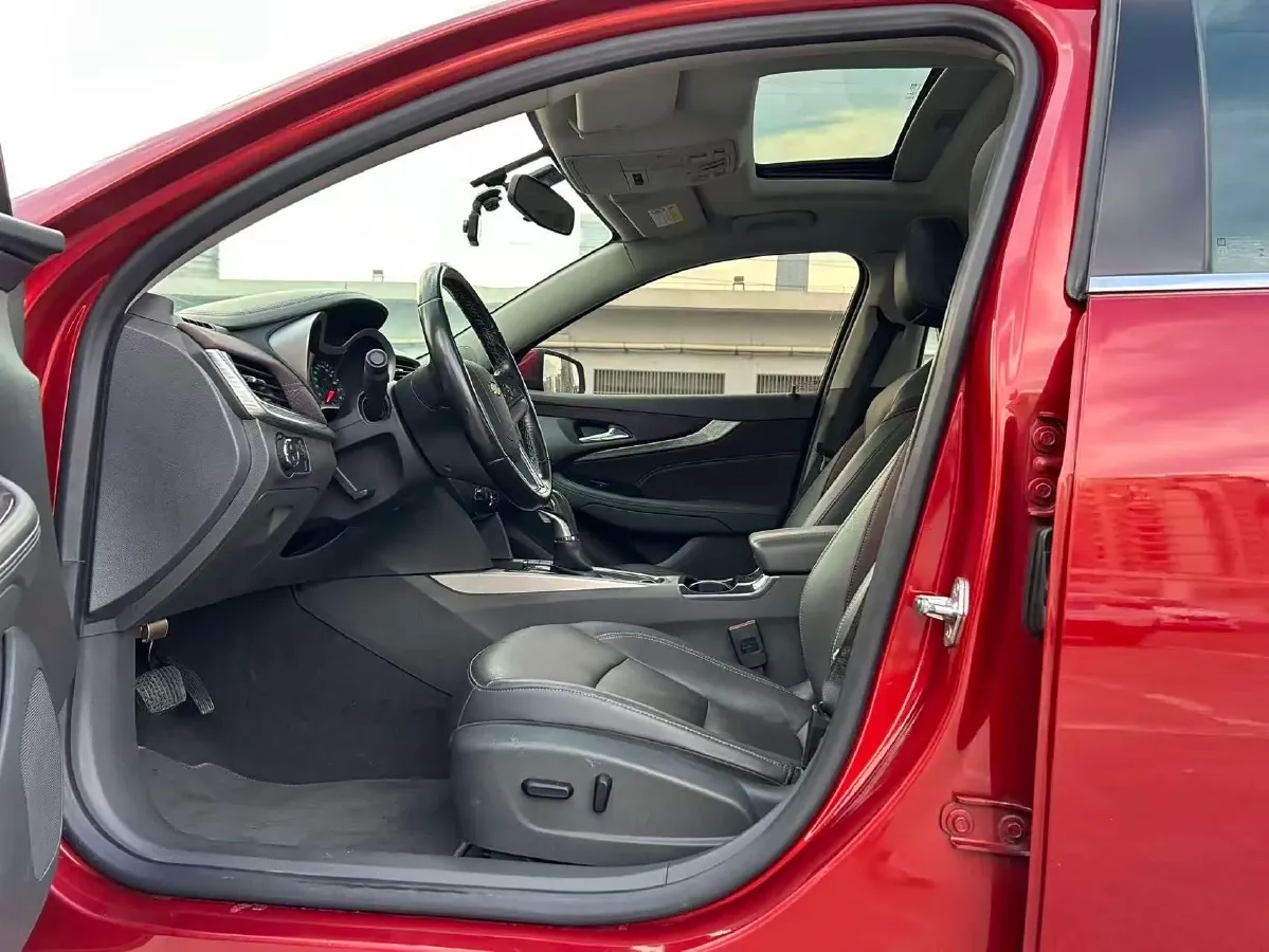 2017 Chevrolet Malibu 1.5T 170HP L4 6AT,autocango,china used car exporter,china ev exporter,chinese used car exporter,chinese used ev exporter