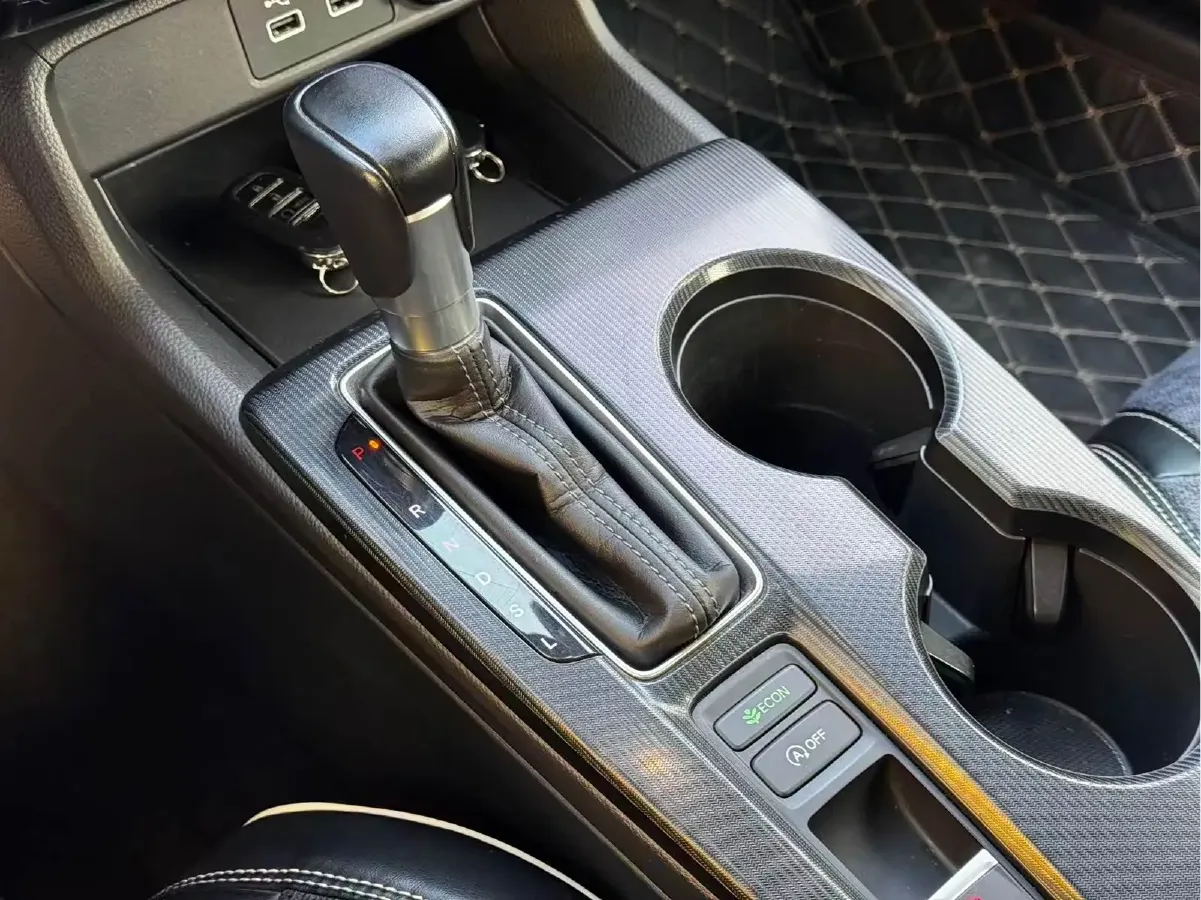 2023 Honda Civic 1.5T 182HP L4 CVT,autocango,china used car exporter,china ev exporter,chinese used car exporter,chinese used ev exporter