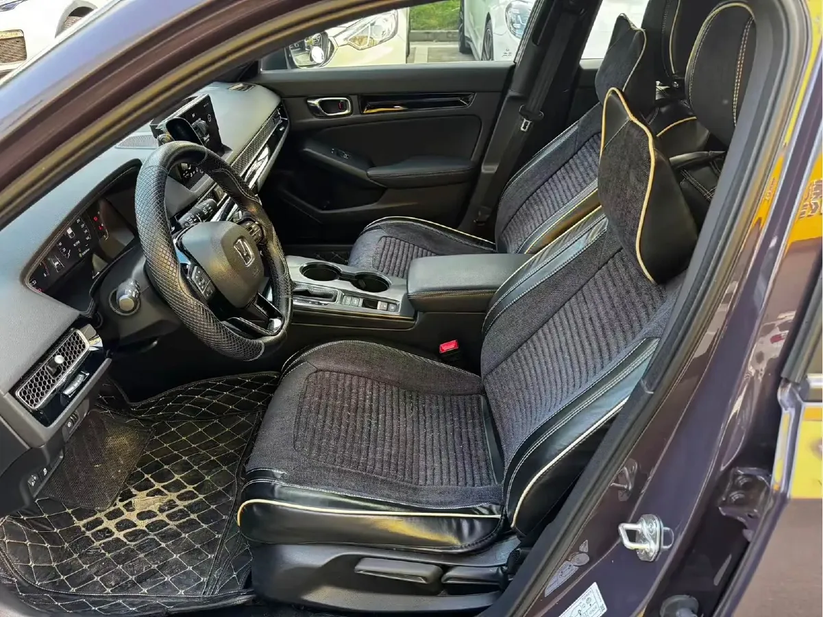 2023 Honda Civic 1.5T 182HP L4 CVT,autocango,china used car exporter,china ev exporter,chinese used car exporter,chinese used ev exporter