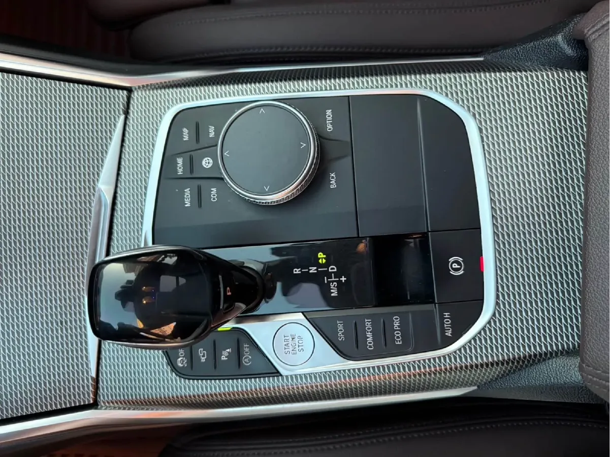 2020 BMW 3 Series 2.0T 184HP L4 8AT,autocango,china used car exporter,china ev exporter,chinese used car exporter,chinese used ev exporter