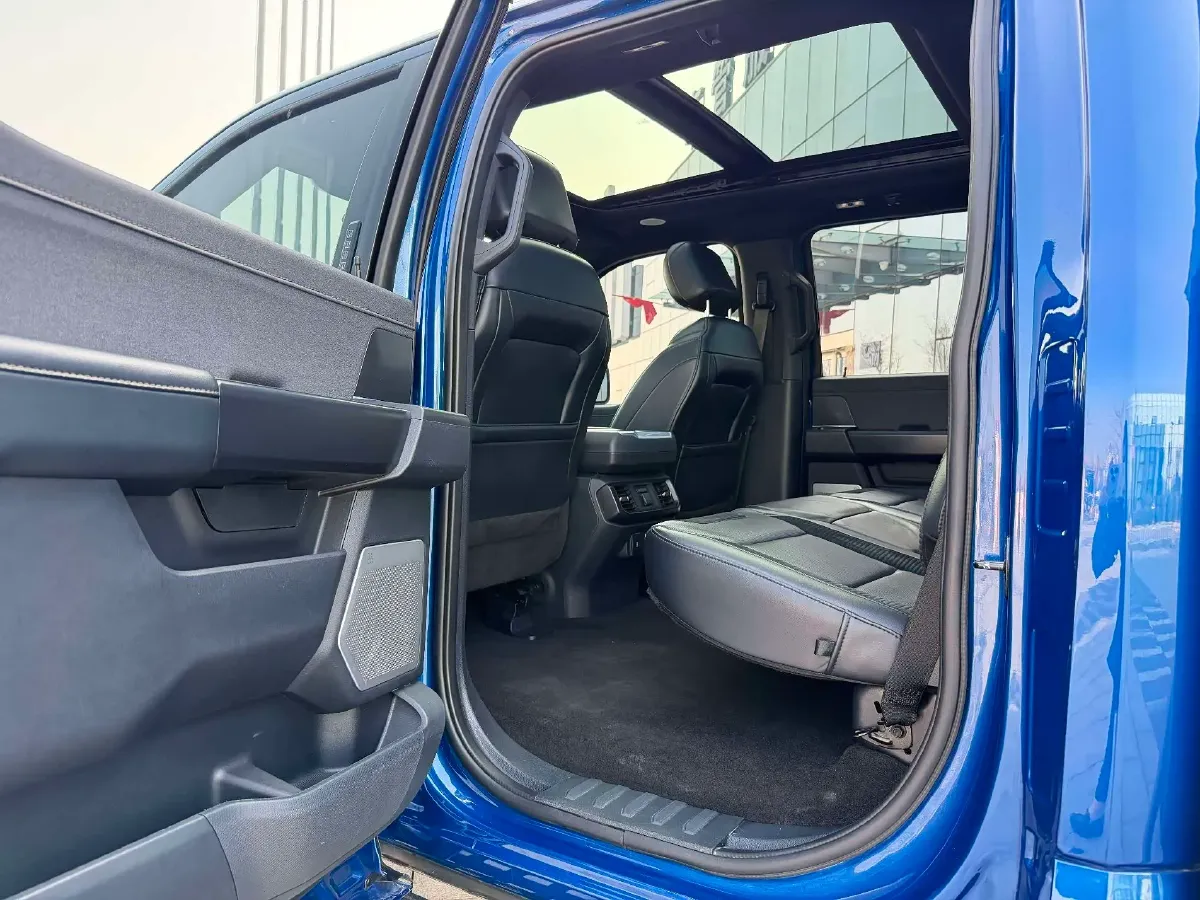 2022 Ford F-150 3.5T 423HP V6 10AT,autocango,china used car exporter,china ev exporter,chinese used car exporter,chinese used ev exporter