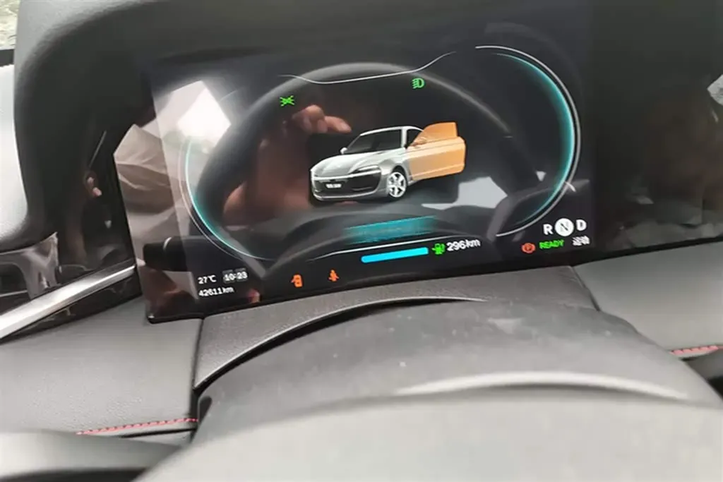 2019 Leapmotor S01 BEV 35.6KWH,autocango,china used car exporter,china ev exporter,chinese used car exporter,chinese used ev exporter