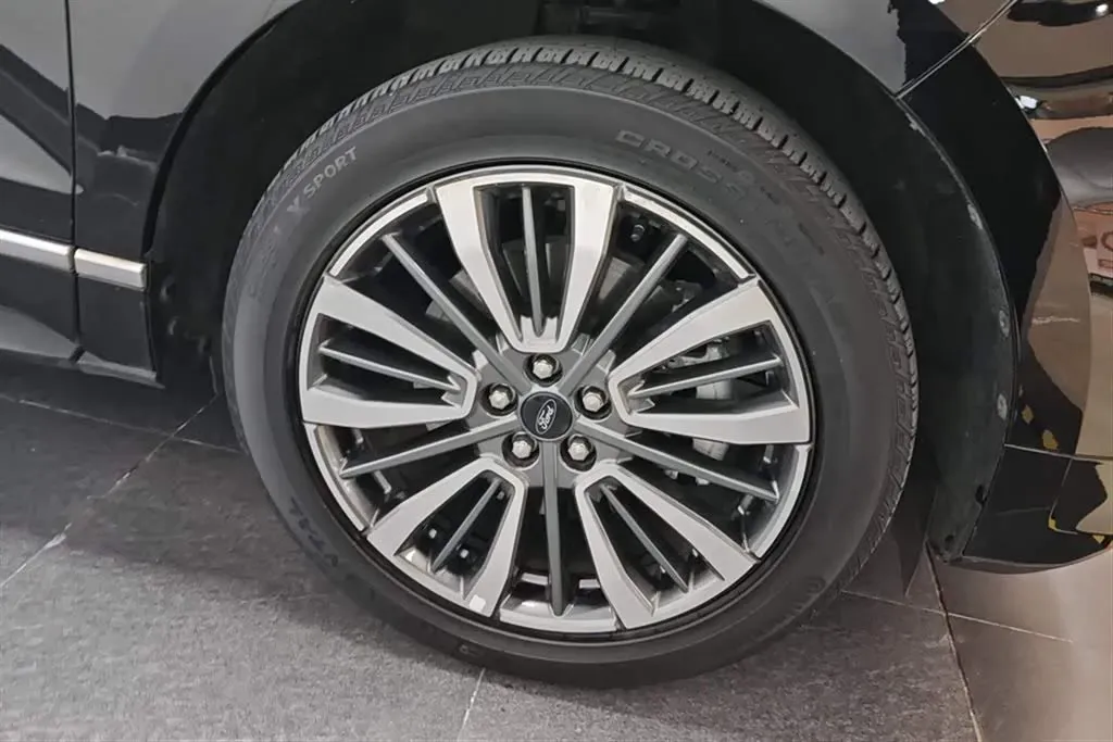 2021 Ford Edge 2.0T 245HP L4 8AT,autocango,china used car exporter,china ev exporter,chinese used car exporter,chinese used ev exporter