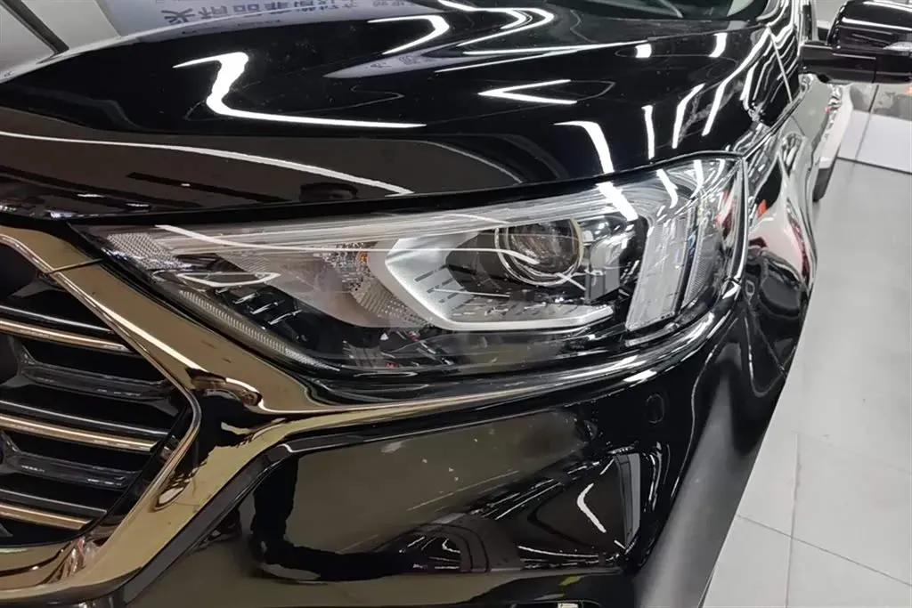 2021 Ford Edge 2.0T 245HP L4 8AT,autocango,china used car exporter,china ev exporter,chinese used car exporter,chinese used ev exporter