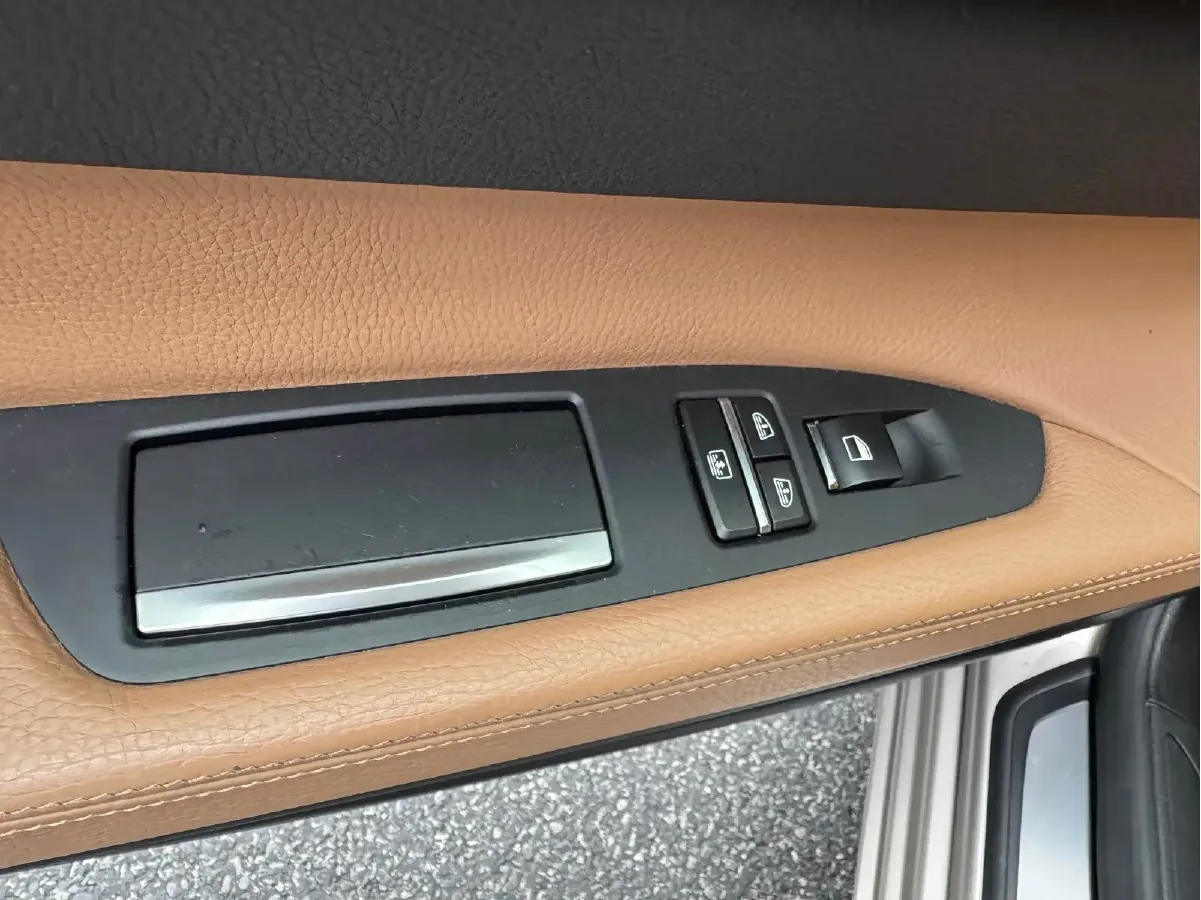 2014 BMW 7 Series 3.0L 258HP L6 8AT,autocango,china used car exporter,china ev exporter,chinese used car exporter,chinese used ev exporter