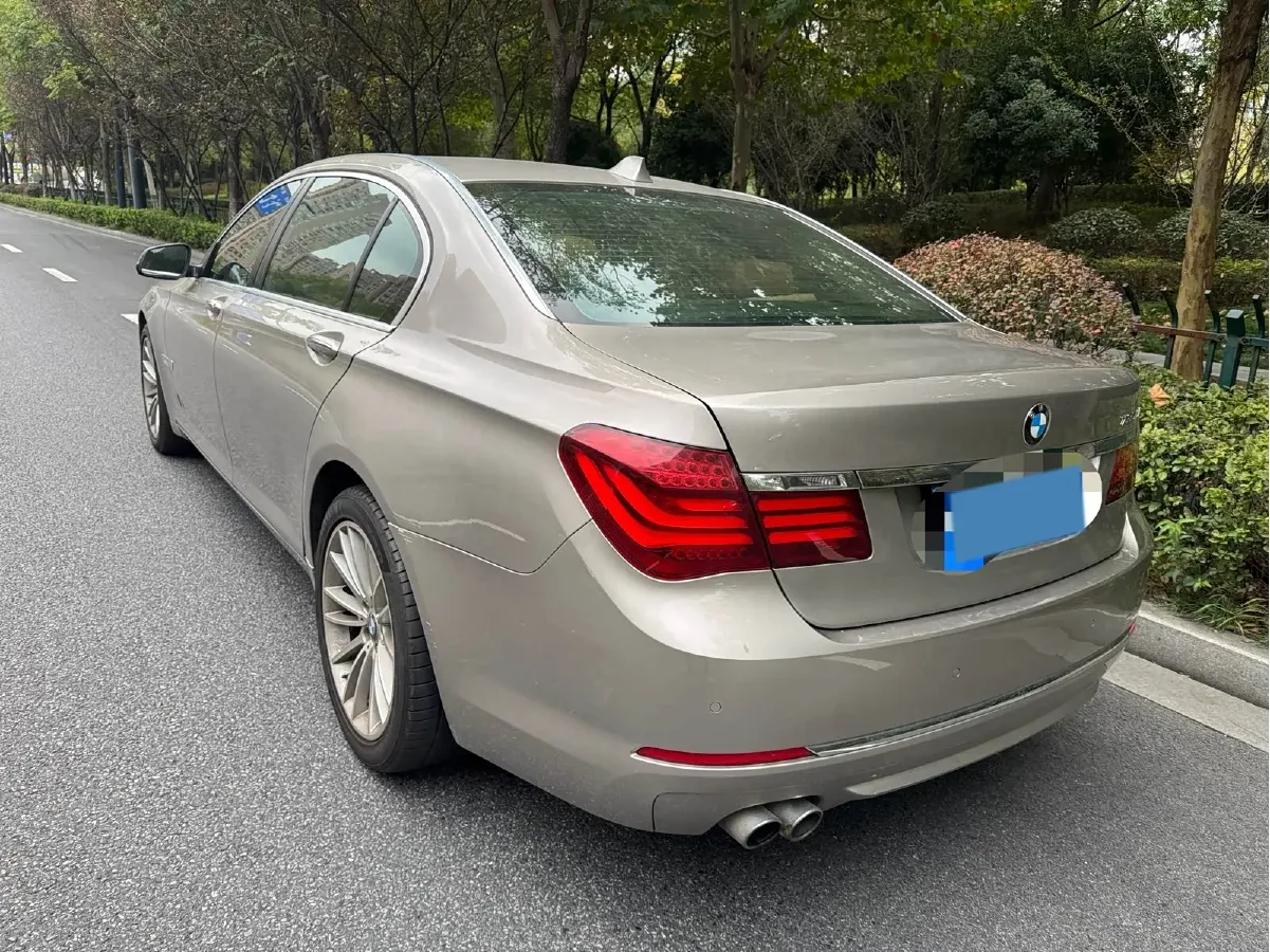 2014 BMW 7 Series 3.0L 258HP L6 8AT,autocango,china used car exporter,china ev exporter,chinese used car exporter,chinese used ev exporter