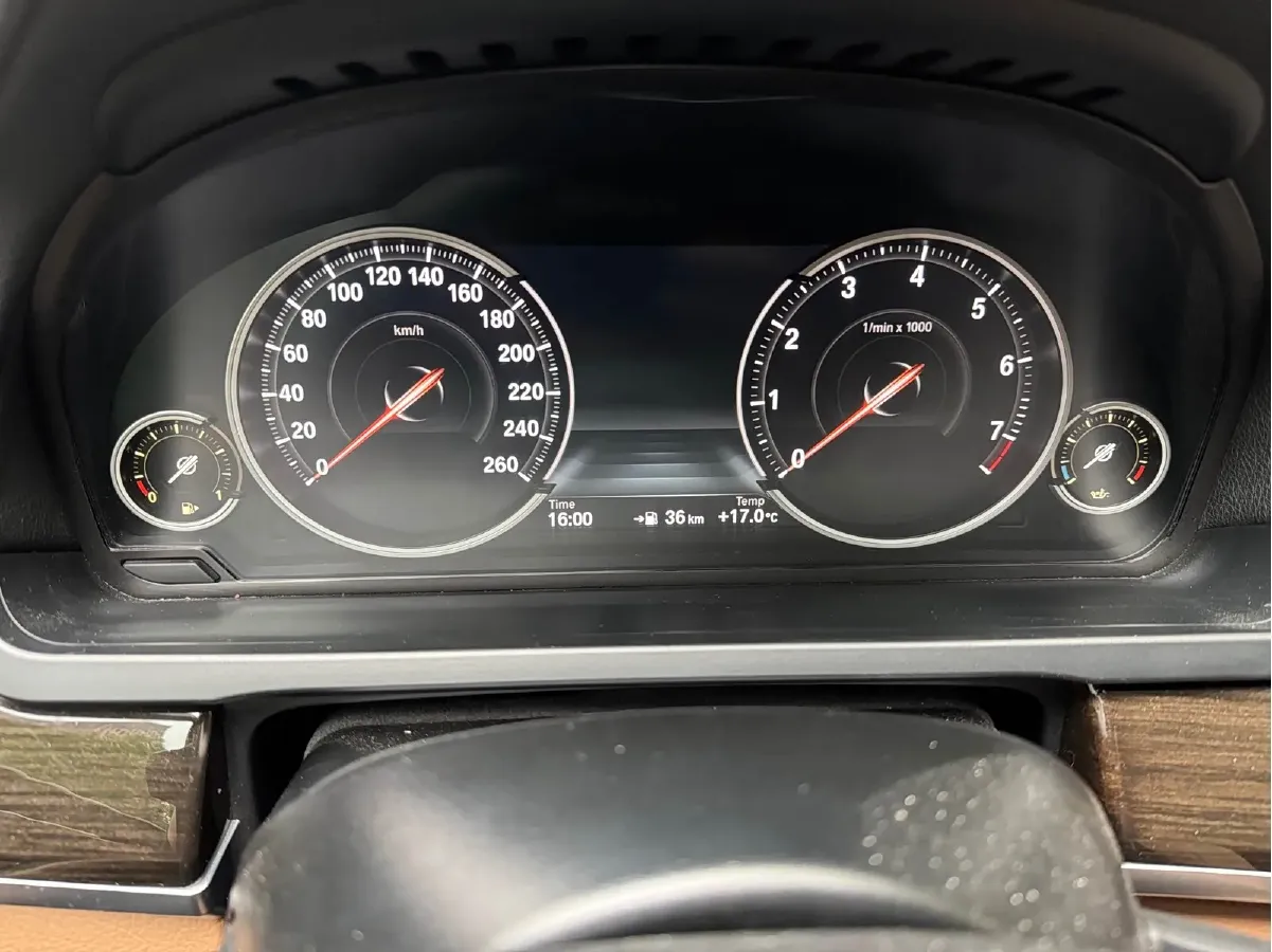 2014 BMW 7 Series 3.0L 258HP L6 8AT,autocango,china used car exporter,china ev exporter,chinese used car exporter,chinese used ev exporter