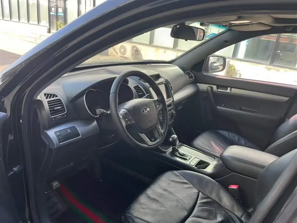 2013 Kia Sorento 2.2T 197HP L4 6AT,autocango,china used car exporter,china ev exporter,chinese used car exporter,chinese used ev exporter