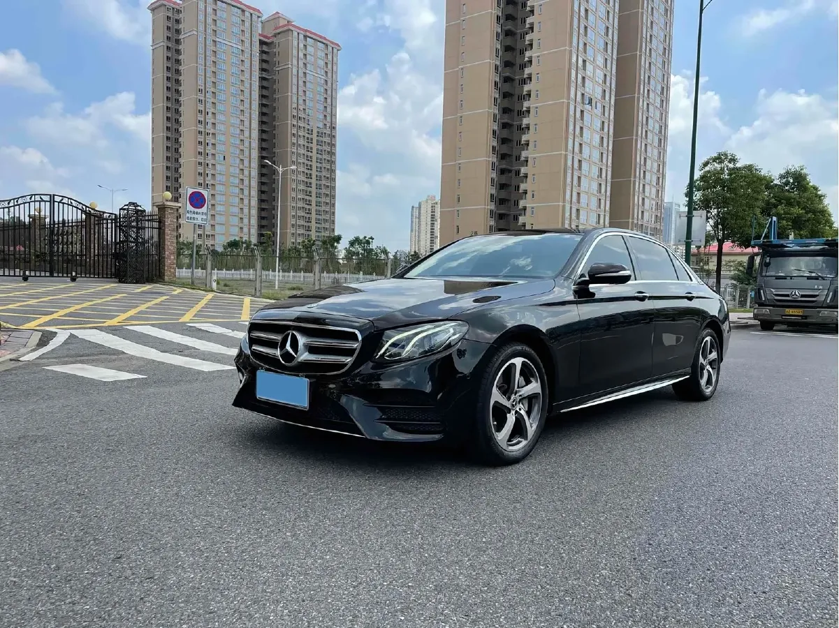 2018 Mercedes-Benz E Class 2.0T 245HP L4 9AT,autocango,china used car exporter,china ev exporter,chinese used car exporter,chinese used ev exporter