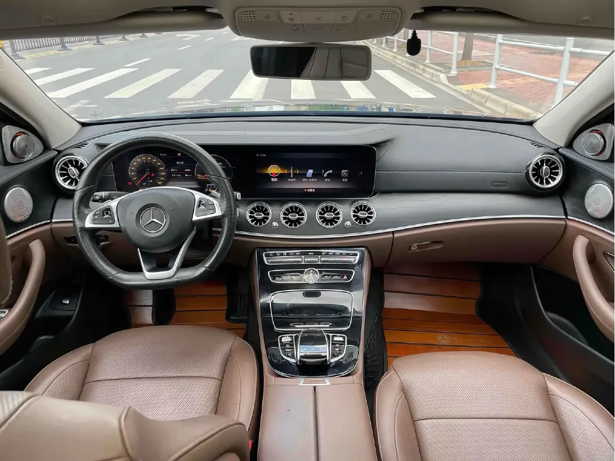 2018 Mercedes-Benz E Class 2.0T 245HP L4 9AT,autocango,china used car exporter,china ev exporter,chinese used car exporter,chinese used ev exporter