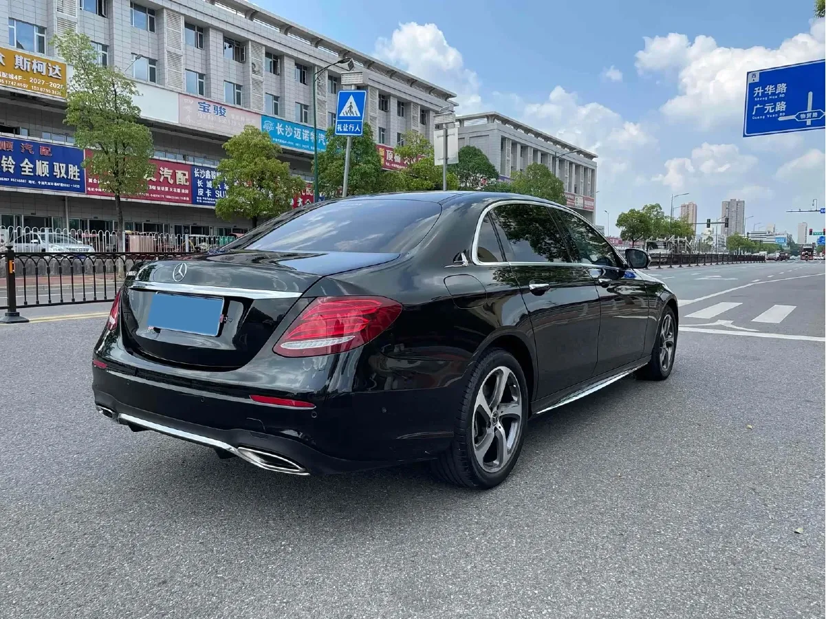 2018 Mercedes-Benz E Class 2.0T 245HP L4 9AT,autocango,china used car exporter,china ev exporter,chinese used car exporter,chinese used ev exporter