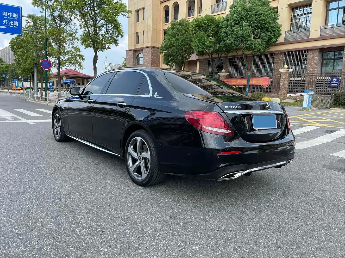 2018 Mercedes-Benz E Class 2.0T 245HP L4 9AT,autocango,china used car exporter,china ev exporter,chinese used car exporter,chinese used ev exporter