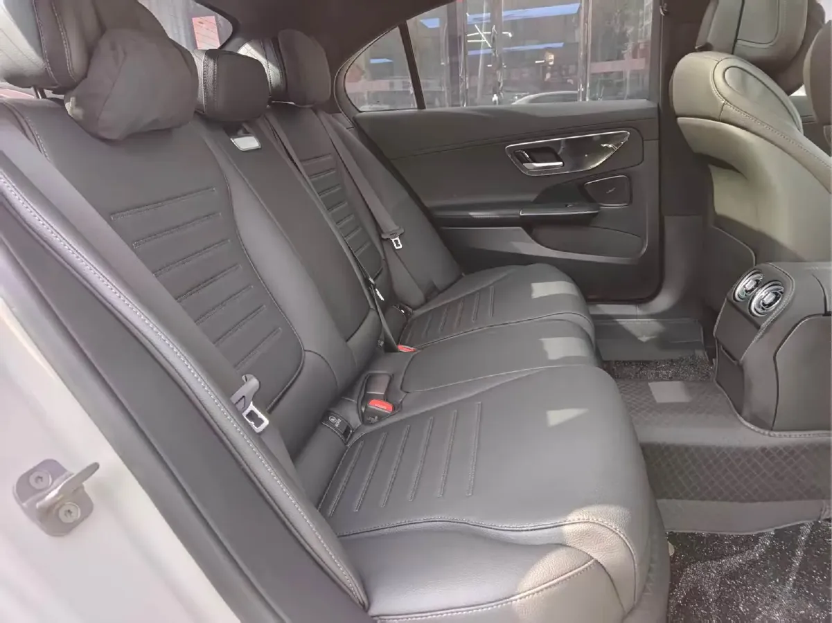 2025 Mercedes-Benz C Class 1.5T 204HP L4 9AT,autocango,china used car exporter,china ev exporter,chinese used car exporter,chinese used ev exporter